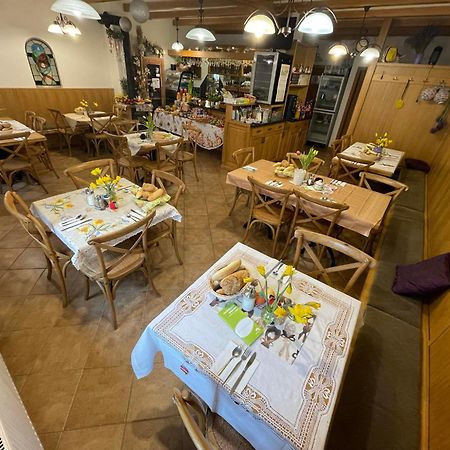 Apartmán Alva 3 Mikulov Esterno foto